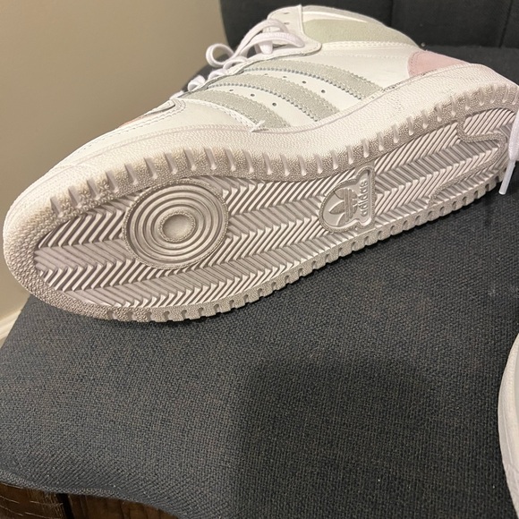 Adidas high top sneakers - Picture 3 of 3